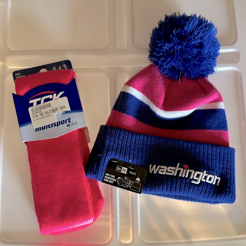 NWT Washington Wizards pom knit beanie hat & pink sports socks bundle